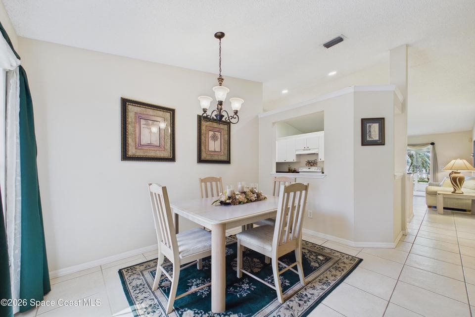 2800 Saint James Lane, Melbourne, FL 32935 photo 6