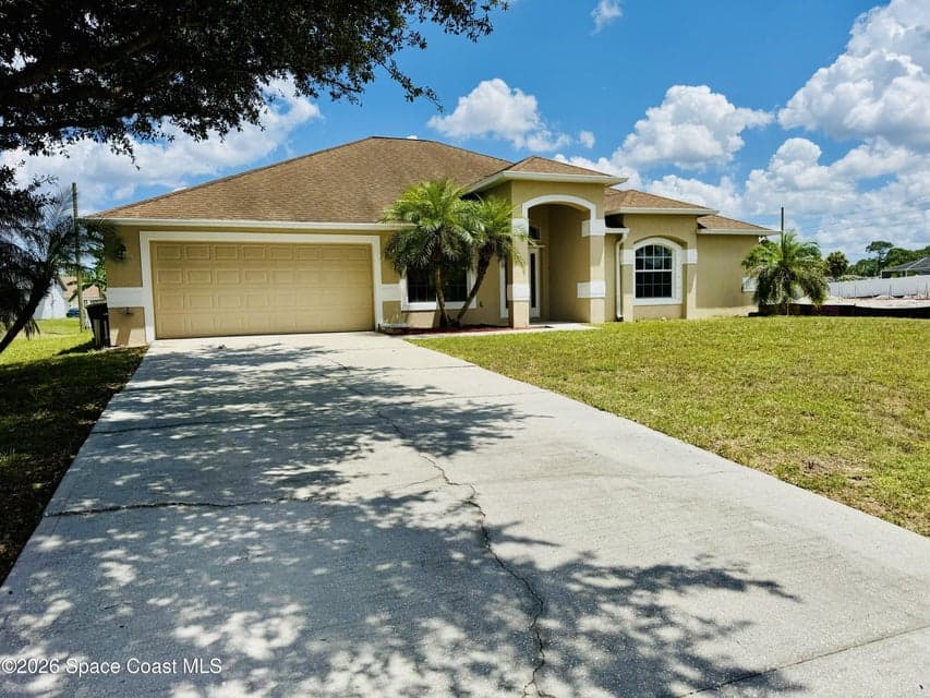 1623 Capistrano Avenue NW, Melbourne, FL 32907 photo 2