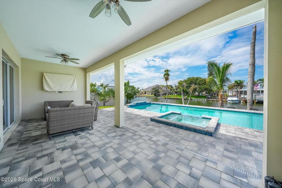 318 Angelo Lane, Cocoa Beach, FL 32931 photo 4