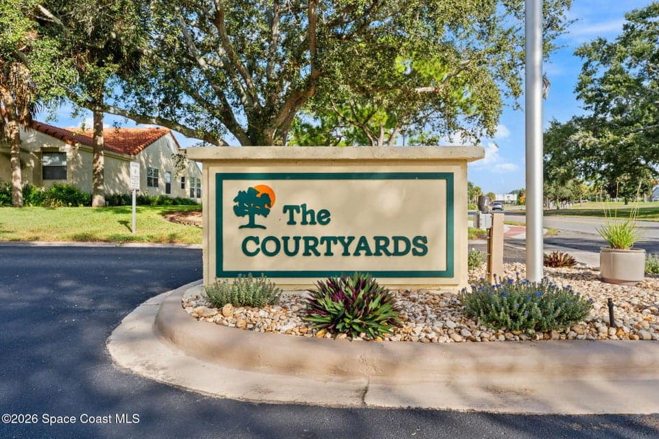 729 Green Valley Lane, Melbourne, FL 32940 photo 3