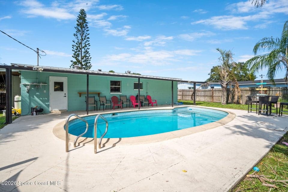 489 Seacrest Avenue, Merritt Island, FL 32952 photo 2