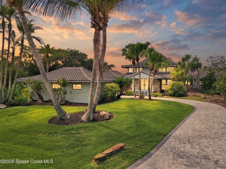 722 Loggerhead Island Drive, Satellite Beach, FL 32937