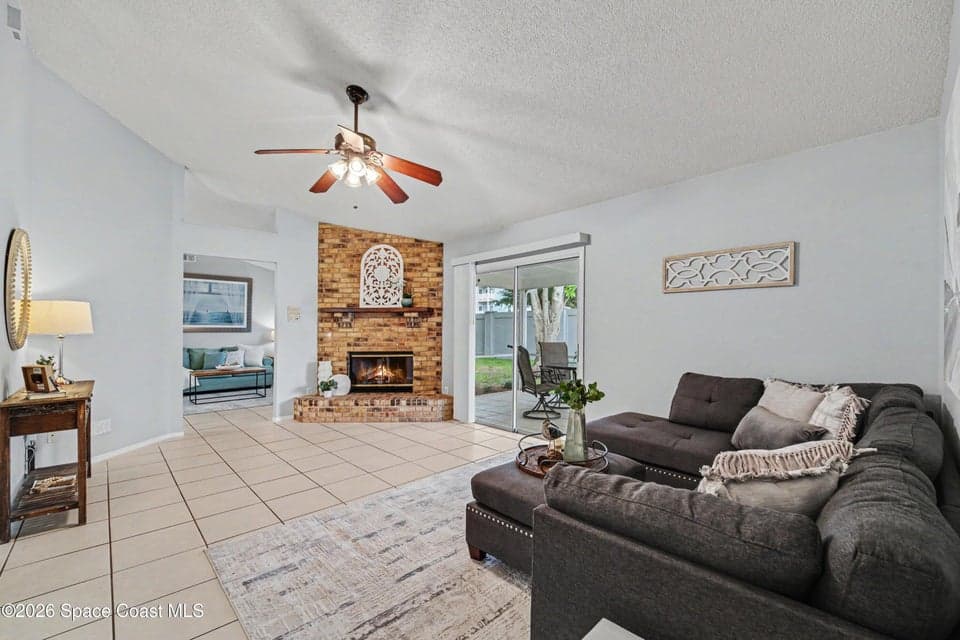 4260 Silver Lake Drive, Melbourne, FL 32901