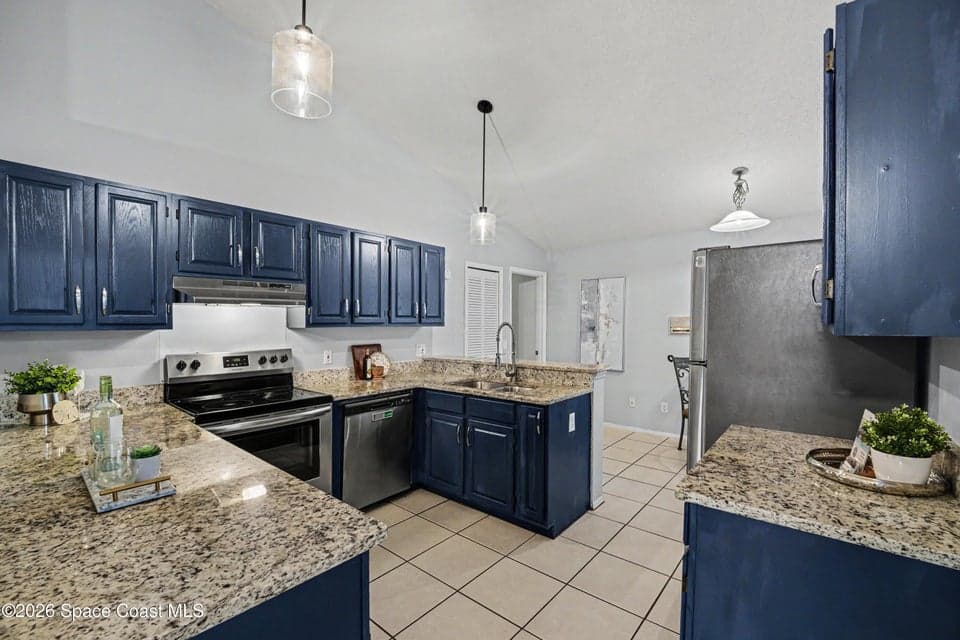 4260 Silver Lake Drive, Melbourne, FL 32901 photo 5