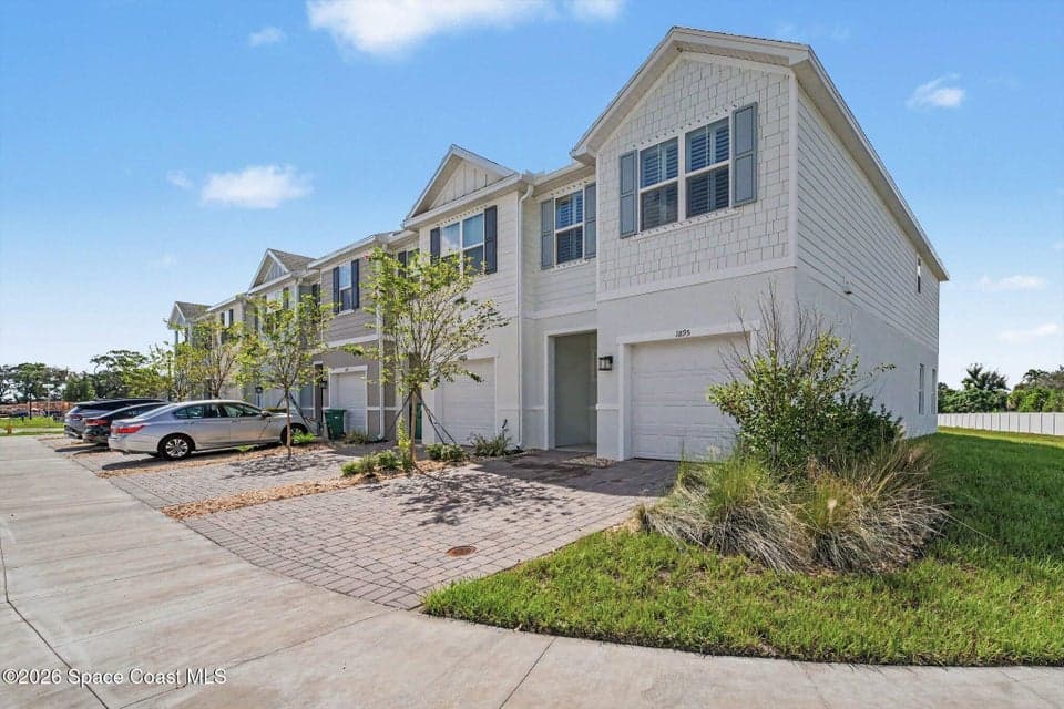 1895 Kendall Pointe Place, Melbourne, FL 32935
