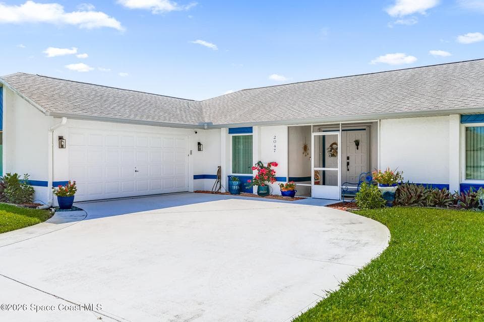 2047 Bottlebrush Drive, Melbourne, FL 32935 photo 4