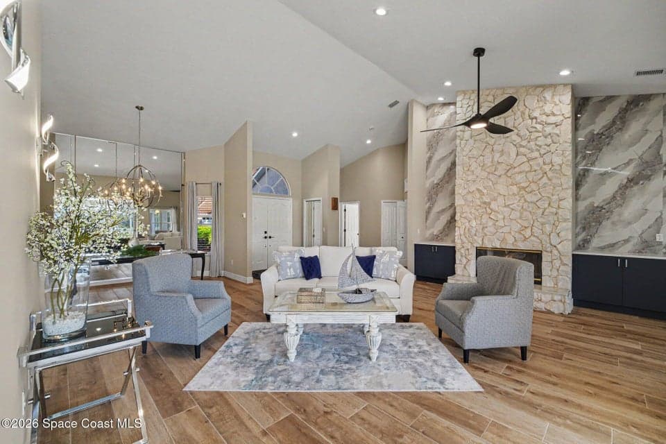 804 Spanish Cove Drive NW, Melbourne, FL 32940 photo 5