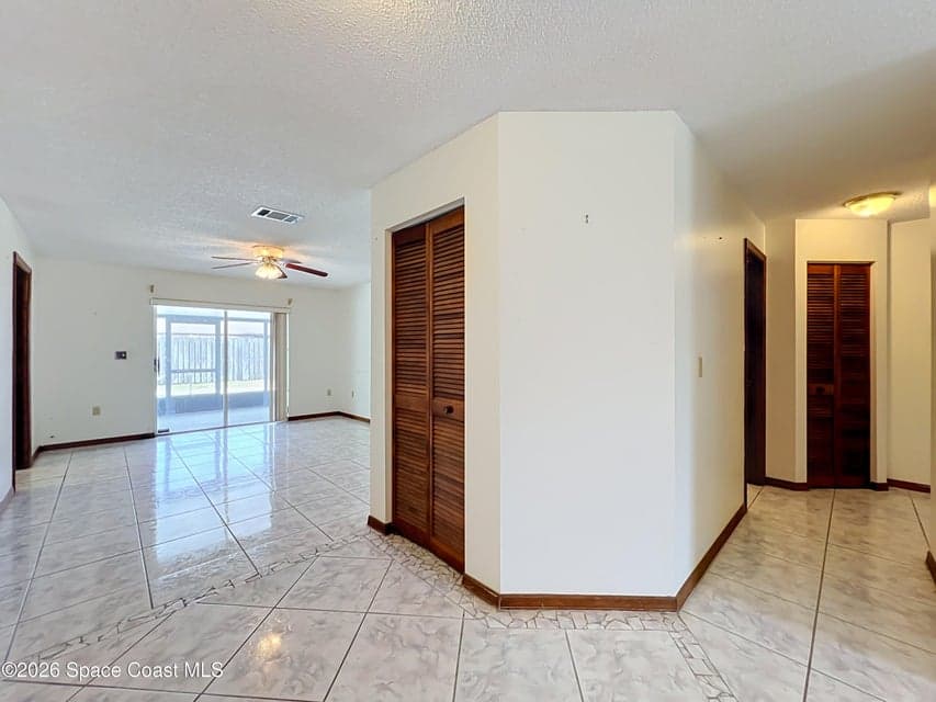 2983 W Ontario Circle W, Melbourne, FL 32935 photo 6