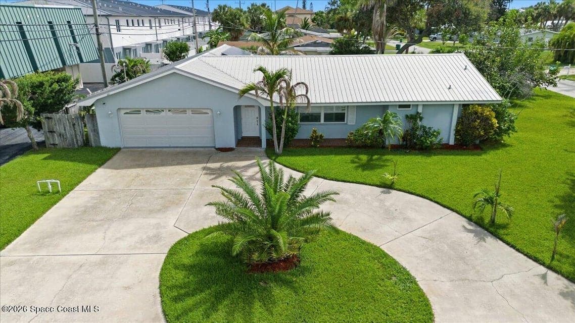 207 S Palm Avenue, Indialantic, FL 32903 photo 5