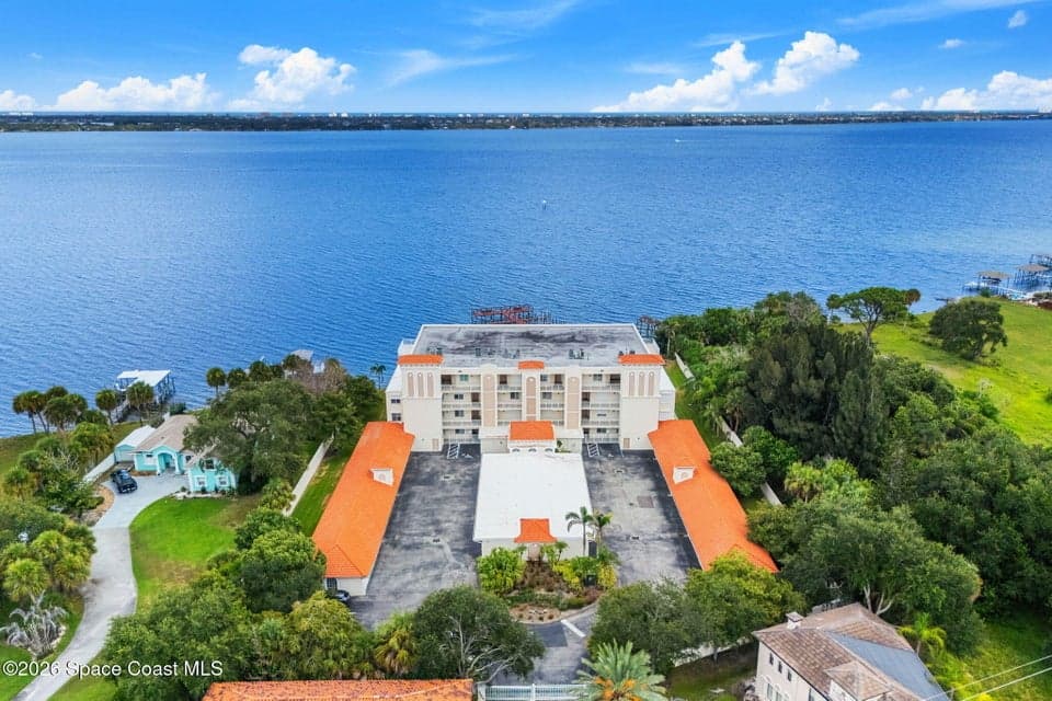 4007 N Harbor City Boulevard 402, Melbourne, FL 32935