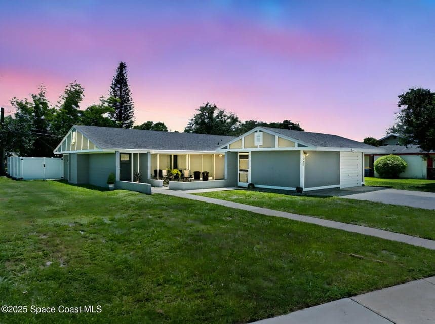 953 Bayward Lane, Rockledge, FL 32955