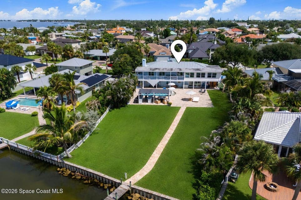 417 Riverview Lane, Melbourne Beach, FL 32951 photo 3