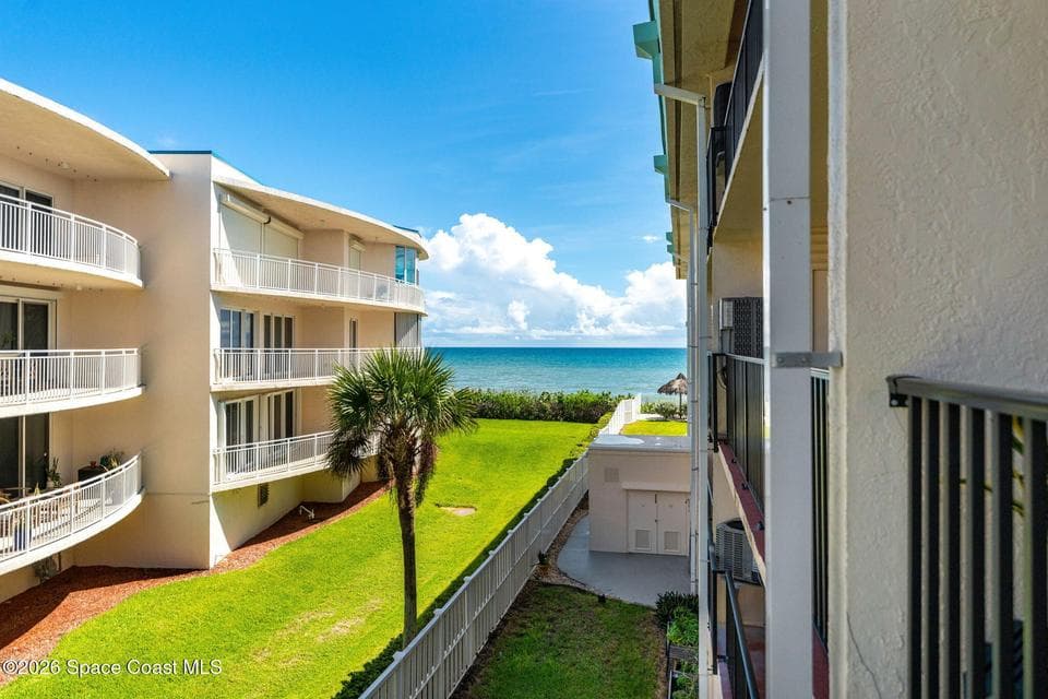 505 N Miramar Avenue 307, Indialantic, FL 32903 photo 2