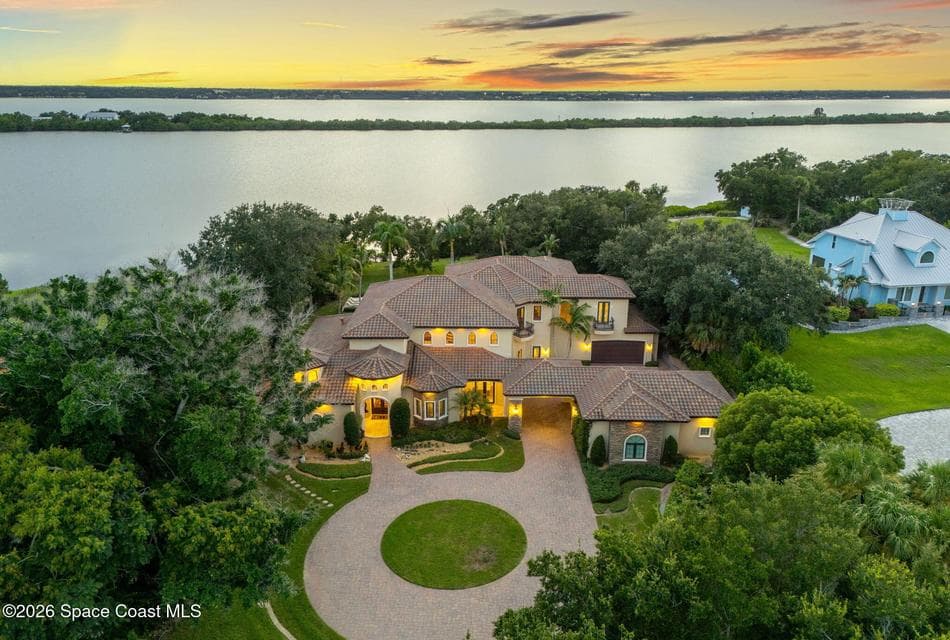 4747 S Tropical Trail, Merritt Island, FL 32952