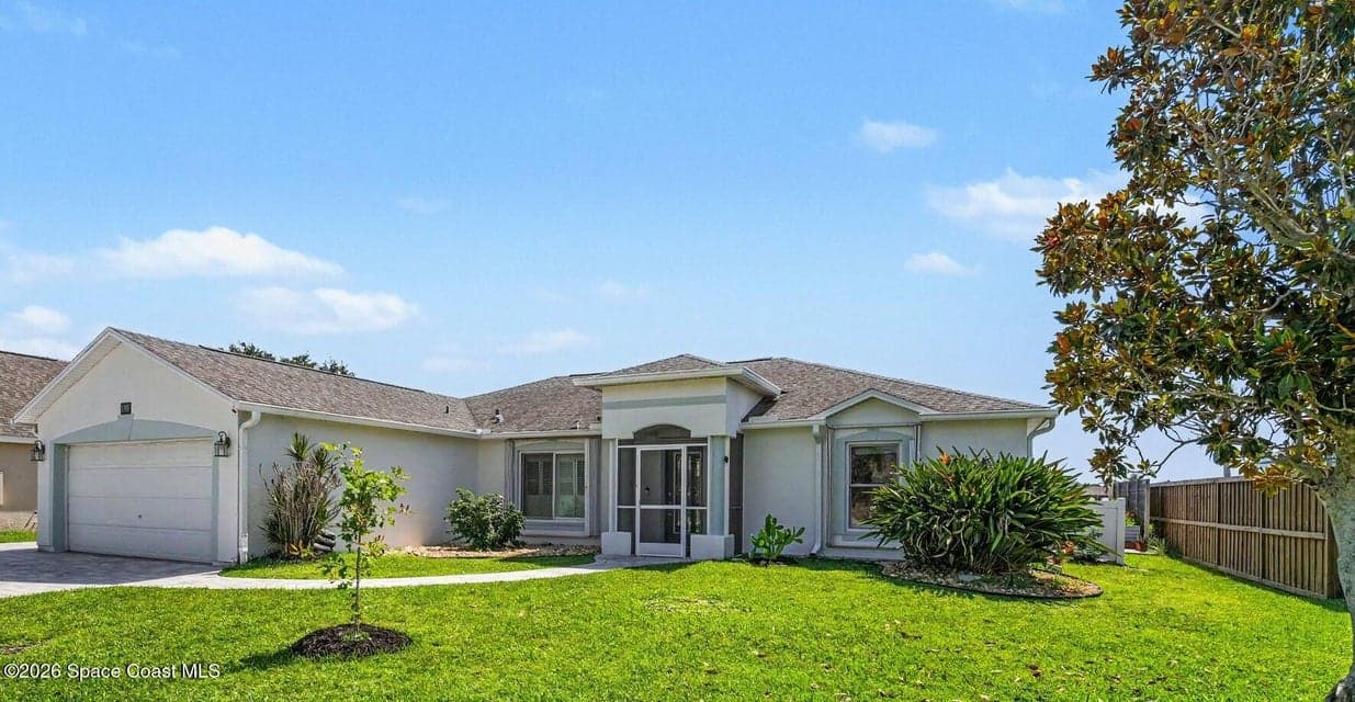 1102 Egret Lake Way, Melbourne, FL 32940 photo 2