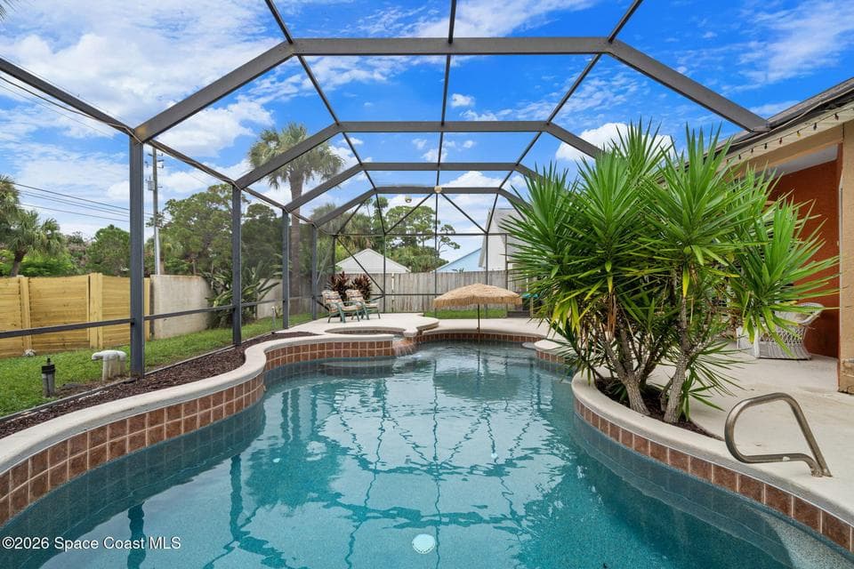 1044 Harbor Pines Drive, Merritt Island, FL 32952 photo 5