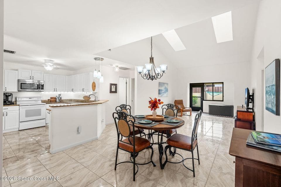 623 Manatee Drive, Satellite Beach, FL 32937 photo 6