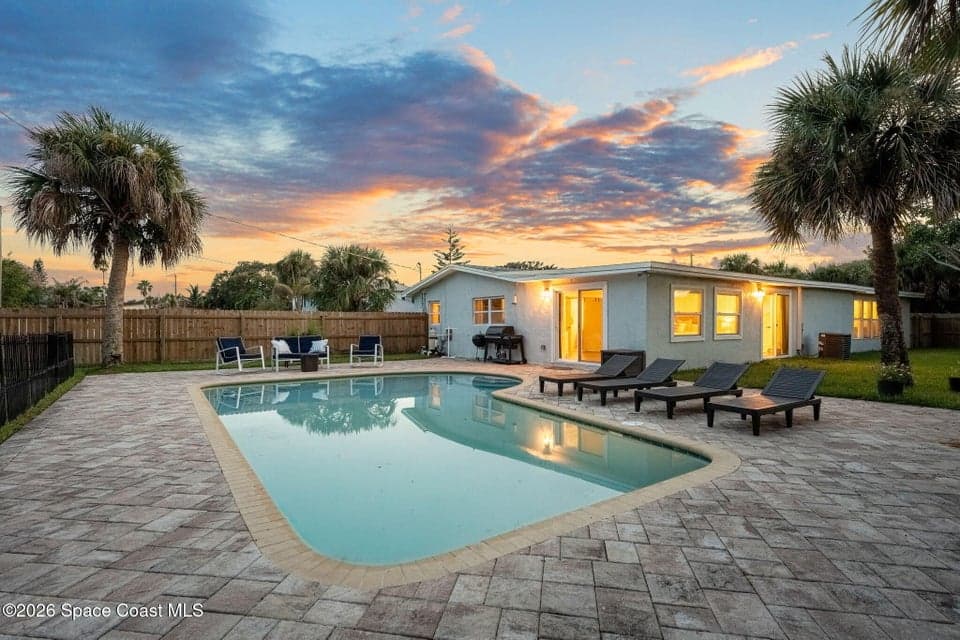 422 3rd Avenue, Melbourne Beach, FL 32951 photo 2