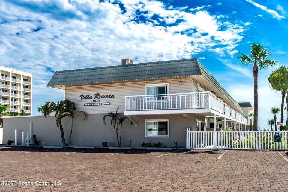 2925 N Highway A1a 103, Indialantic, FL 32903