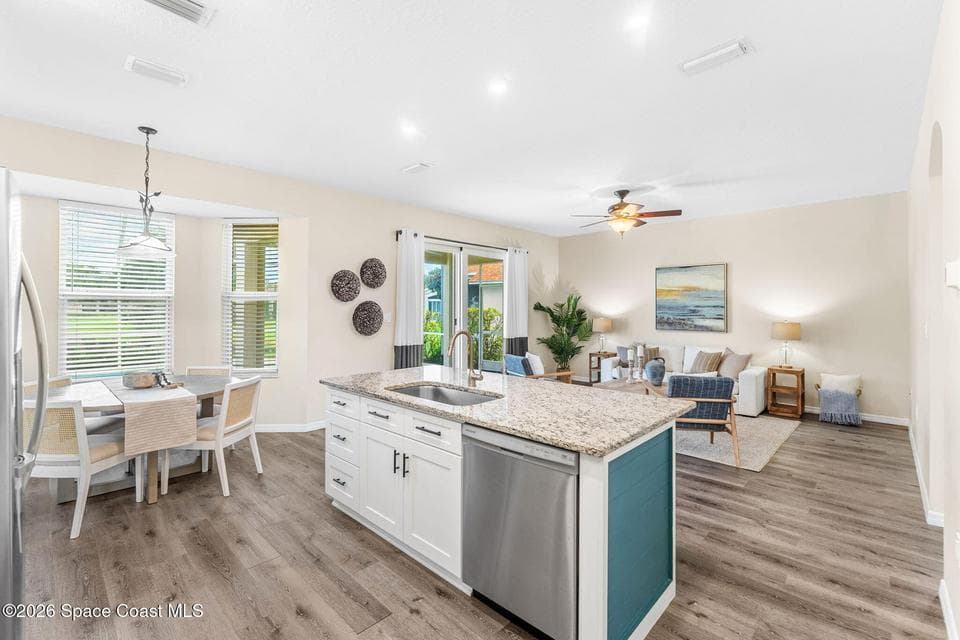 981 Shaw Circle, Melbourne, FL 32940 photo 3