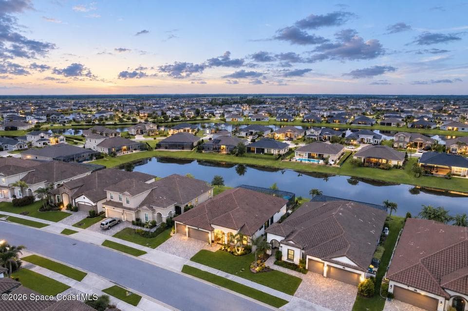 8146 Stonecrest Drive, Melbourne, FL 32940 photo 2
