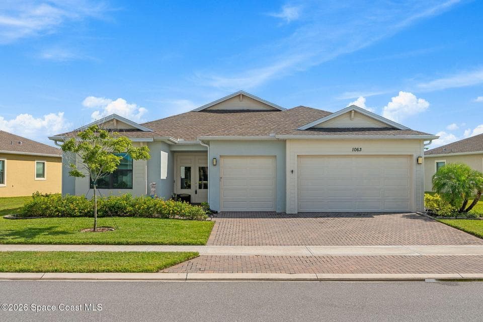 1063 Great Belt Circle, Melbourne, FL 32940