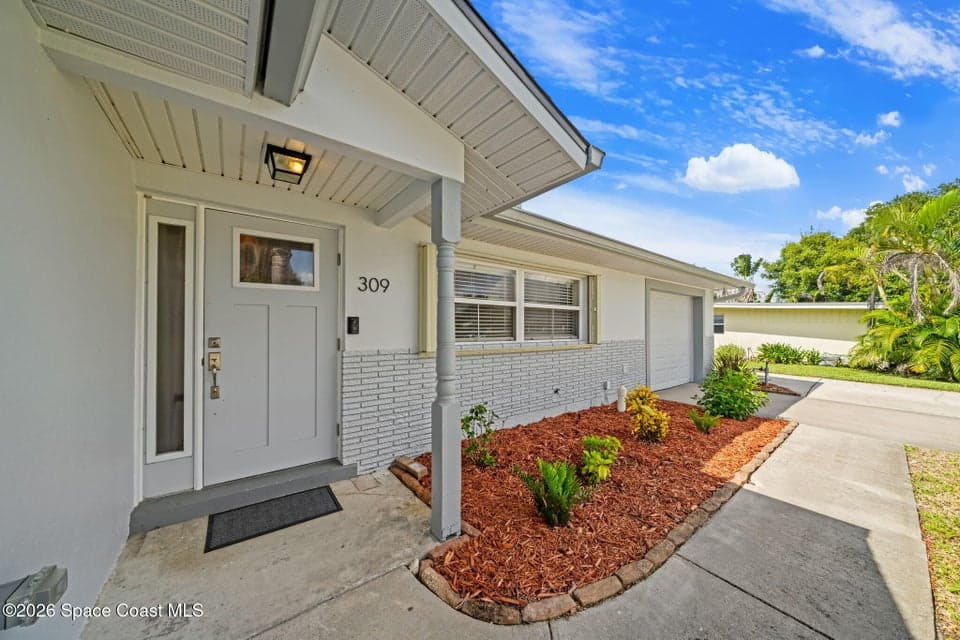 309 Amherst Avenue, Melbourne, FL 32901 photo 4