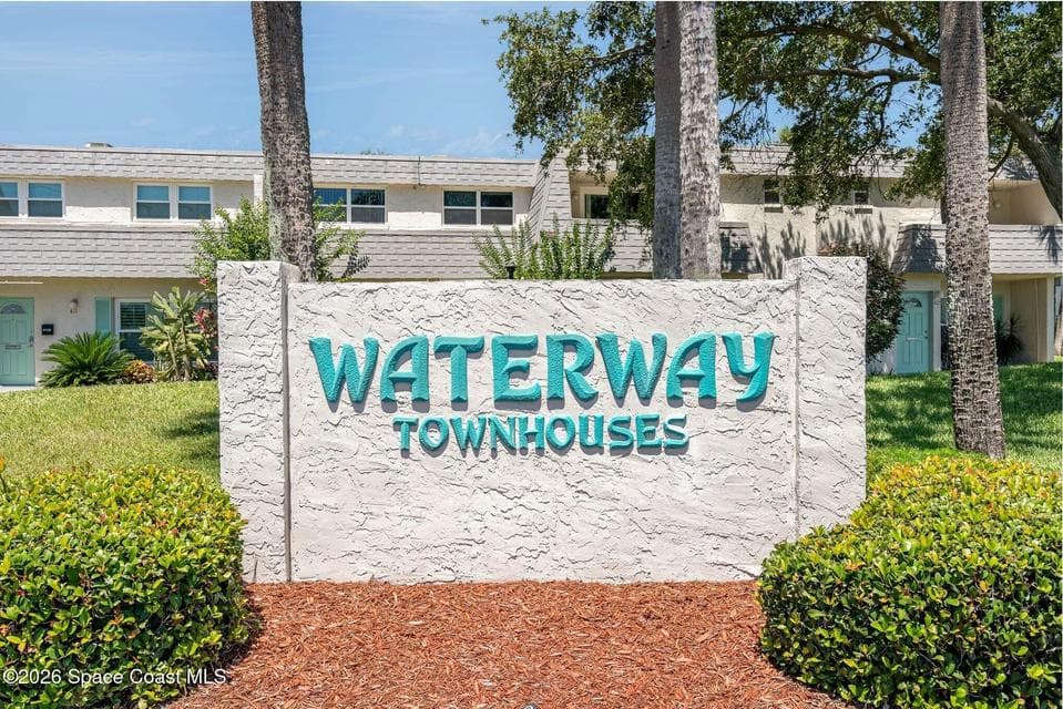 426 Blue Jay Lane, Satellite Beach, FL 32937 photo 2