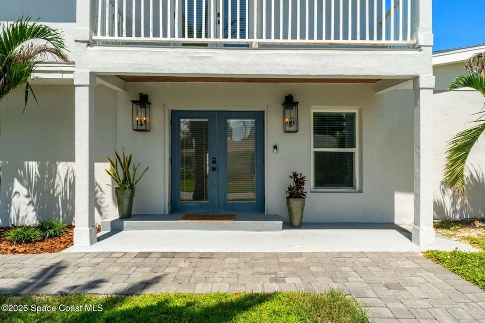 470 Seabreeze Drive, Indialantic, FL 32903