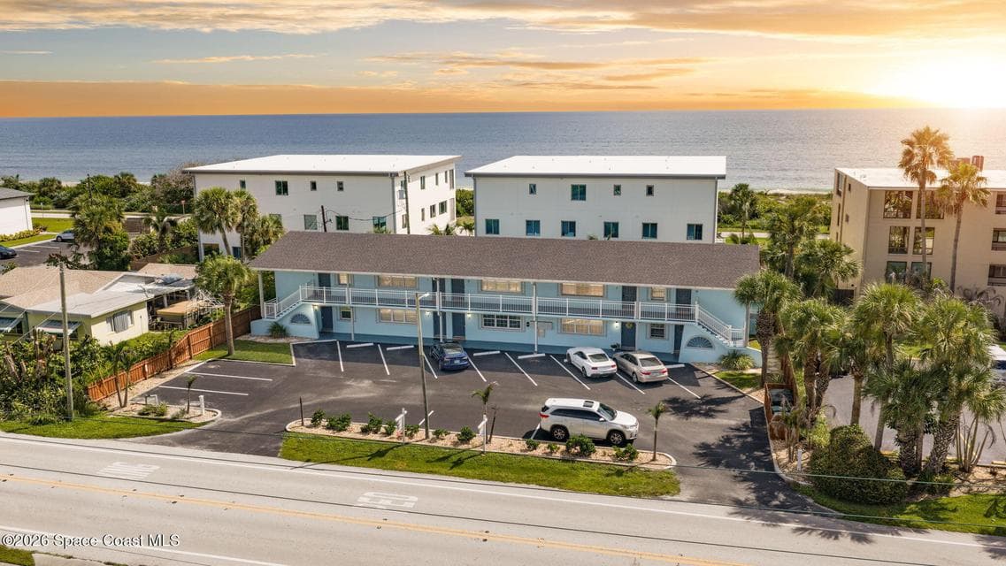 1011 S Miramar Avenue Unt8, Indialantic, FL 32903