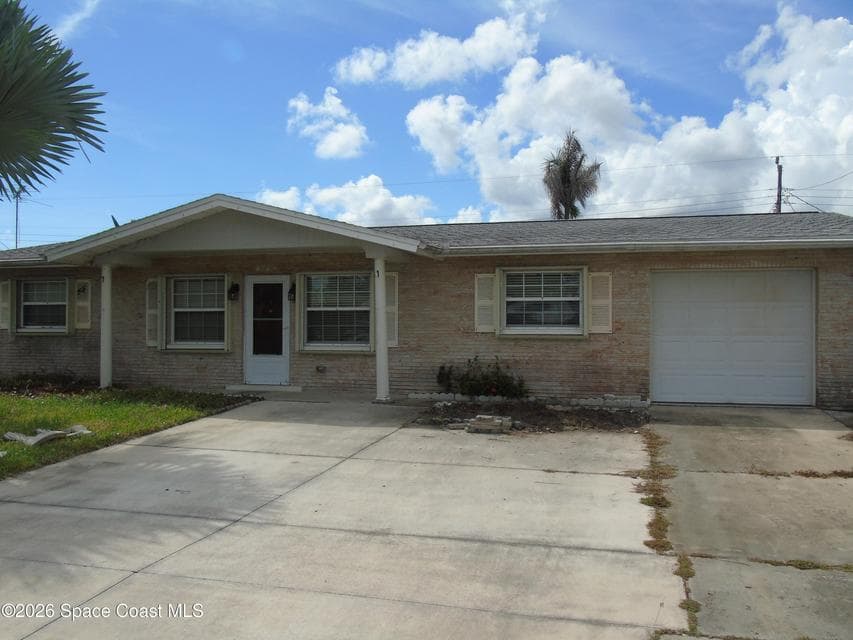 2157 Colony Drive, Melbourne, FL 32935 photo 2