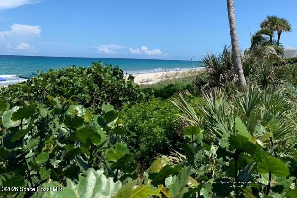 201 Sixth Avenue E, Melbourne Beach, FL 32951 photo 2