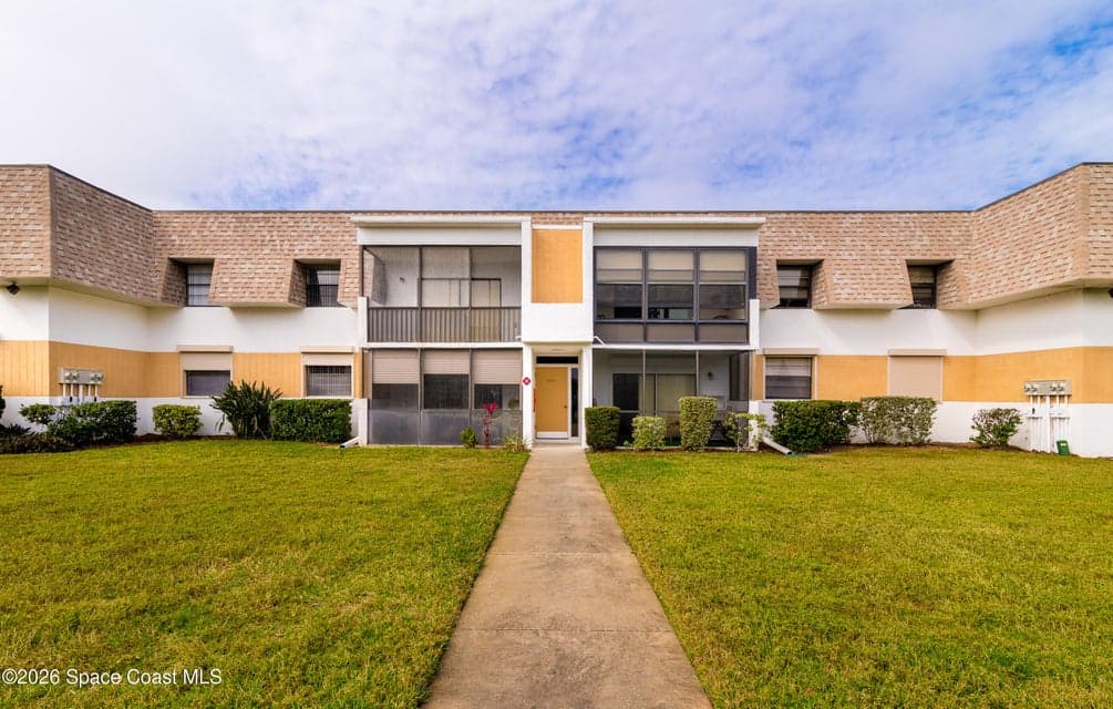 2700 N Highway A1a 9-109, Indialantic, FL 32903
