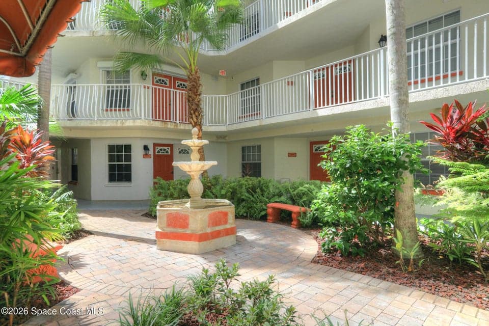3360 S Atlantic Avenue 105, Cocoa Beach, FL 32931 photo 4