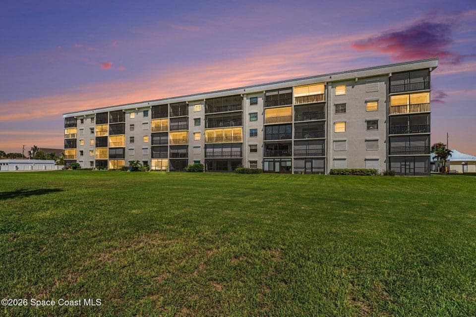 3165 N Atlantic Avenue B106, Cocoa Beach, FL 32931
