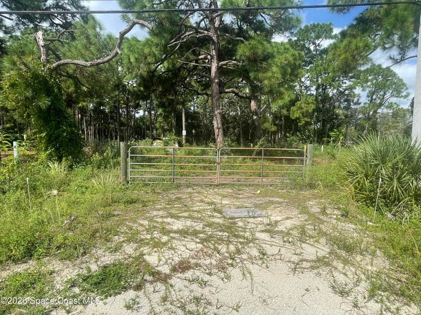 4555 N Courtenay Parkway, Merritt Island, FL 32953