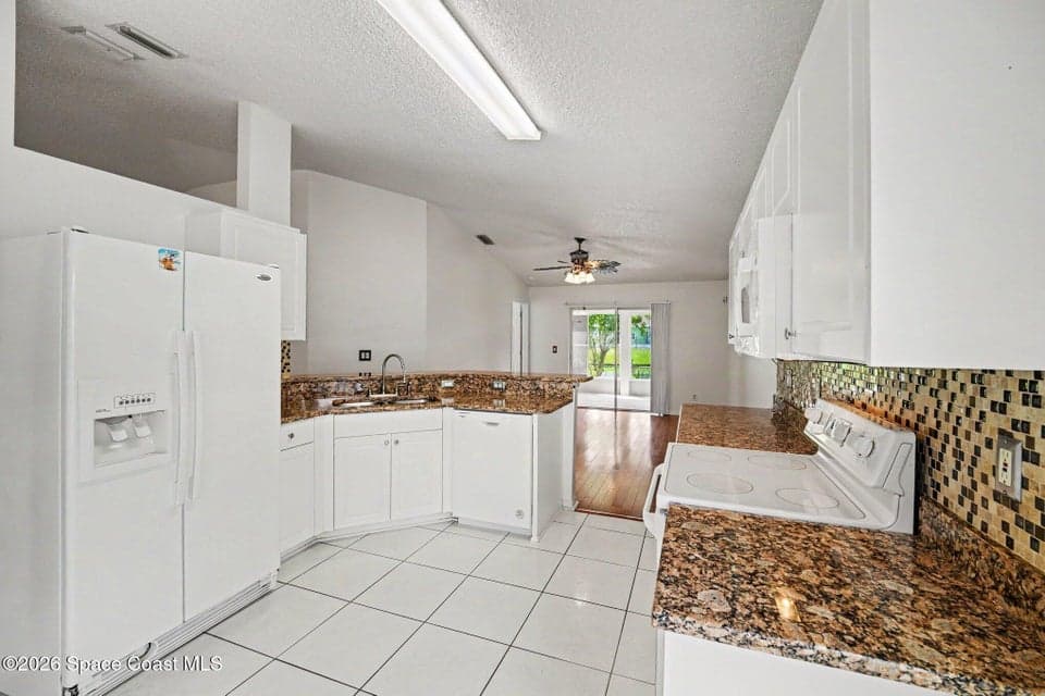 2015 Bayhill Drive, Melbourne, FL 32940 photo 3