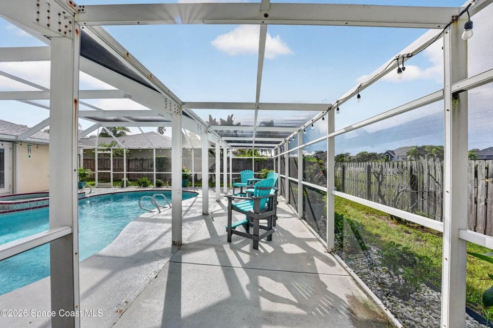 524 Veracruz Boulevard, Indialantic, FL 32903 photo 2