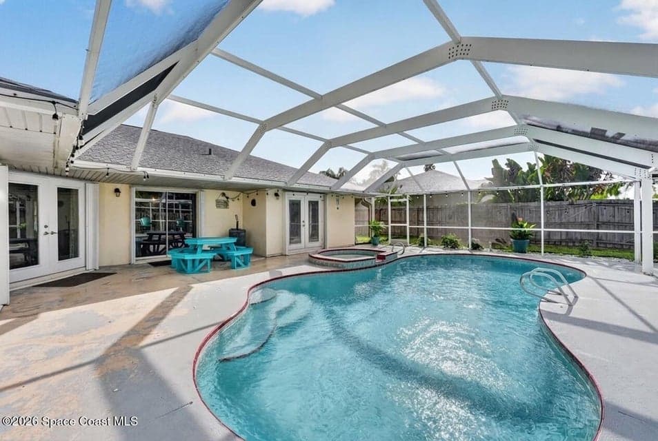 524 Veracruz Boulevard, Indialantic, FL 32903 photo 5