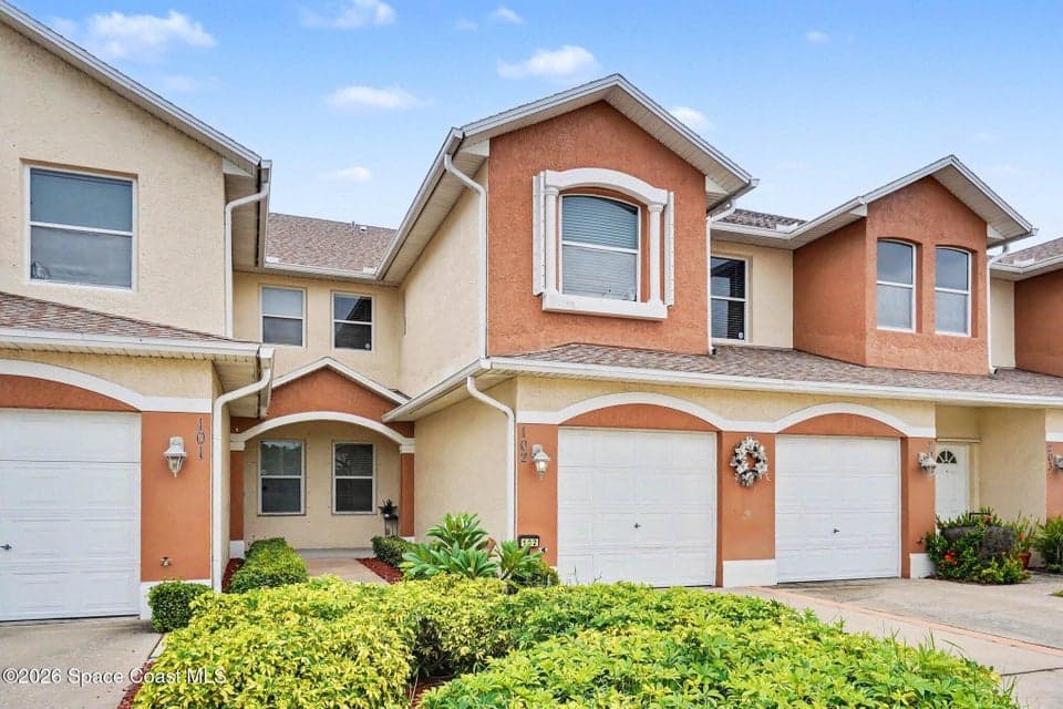 1020 Venetian Drive 102, Melbourne, FL 32904 photo 2