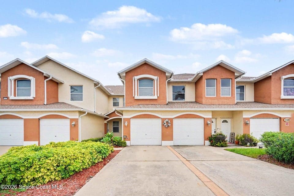 1020 Venetian Drive 102, Melbourne, FL 32904 photo 3