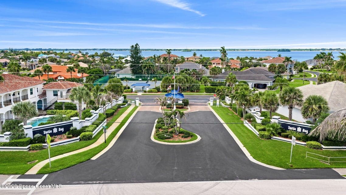201 Loggerhead Drive, Melbourne Beach, FL 32951 photo 5