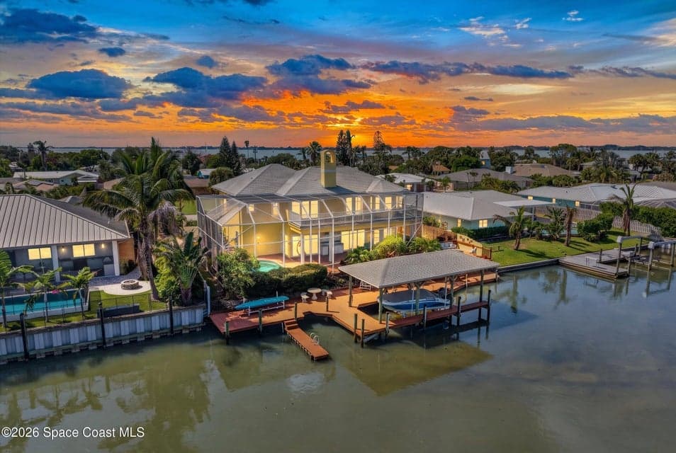 404 Riverview Lane, Melbourne Beach, FL 32951 photo 3