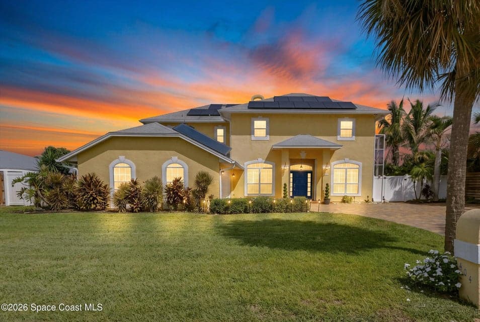 404 Riverview Lane, Melbourne Beach, FL 32951
