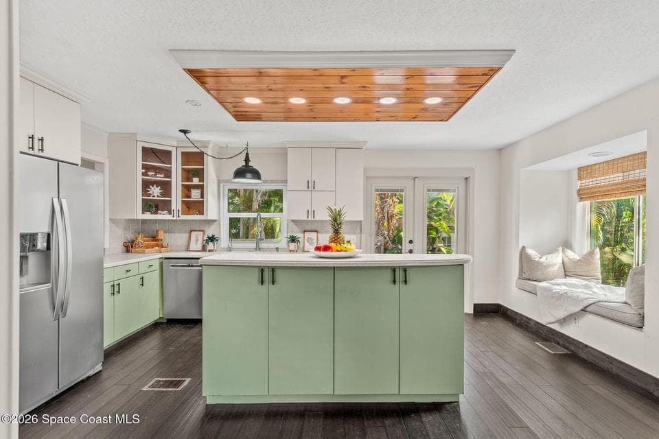220 Cardinal Drive, Melbourne Beach, FL 32951 photo 4