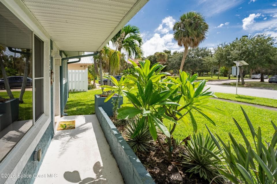 1228 Yacht Club Boulevard, Indian Harbour Beach, FL 32937 photo 2