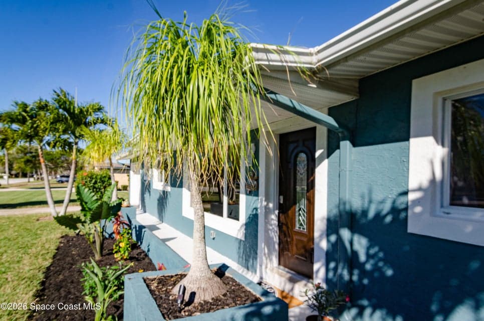 1228 Yacht Club Boulevard, Indian Harbour Beach, FL 32937 photo 3