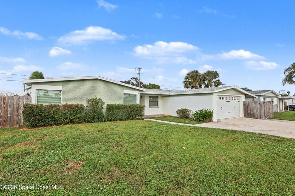 915 Waikiki Drive, Merritt Island, FL 32953 photo 2