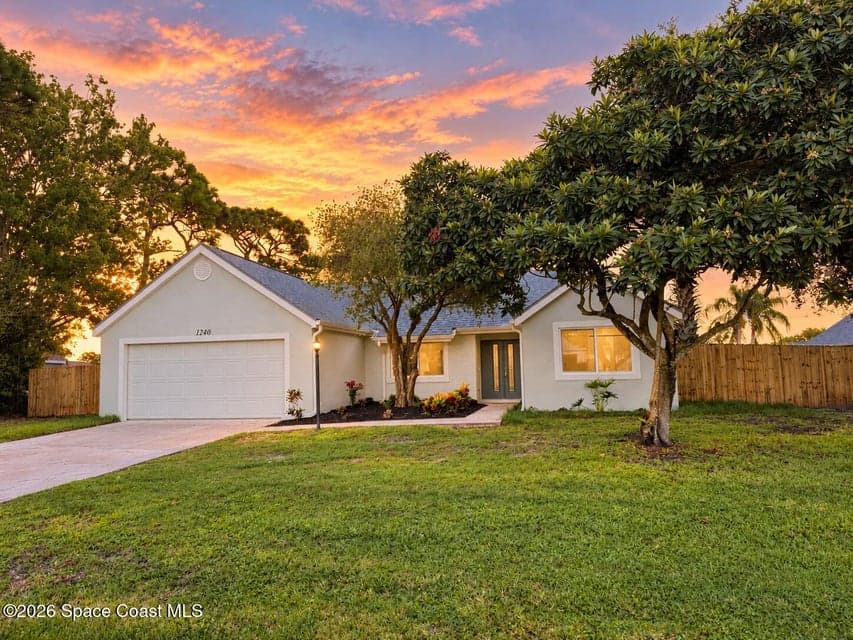 1240 Coventry Circle, Melbourne, FL 32904 photo 2