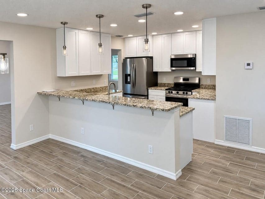 1240 Coventry Circle, Melbourne, FL 32904 photo 6